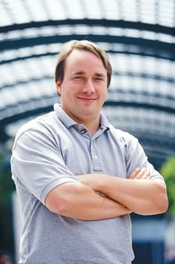 1969年12月28日，Linus Benedict Torvalds出生